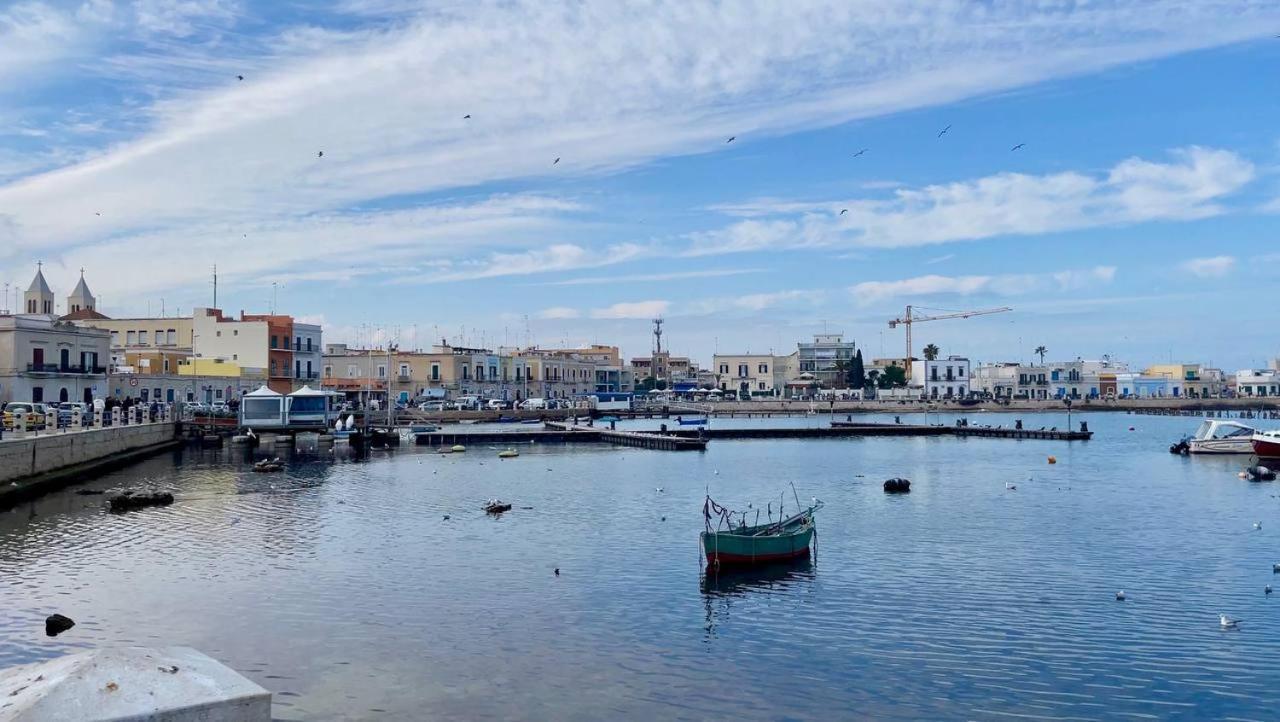 La Casa Del Pescatore N 33 - Porto Di St Spirito Bari Luaran gambar